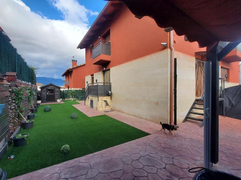 Chalet Entero En La Rioja Villa Брионес Екстериор снимка